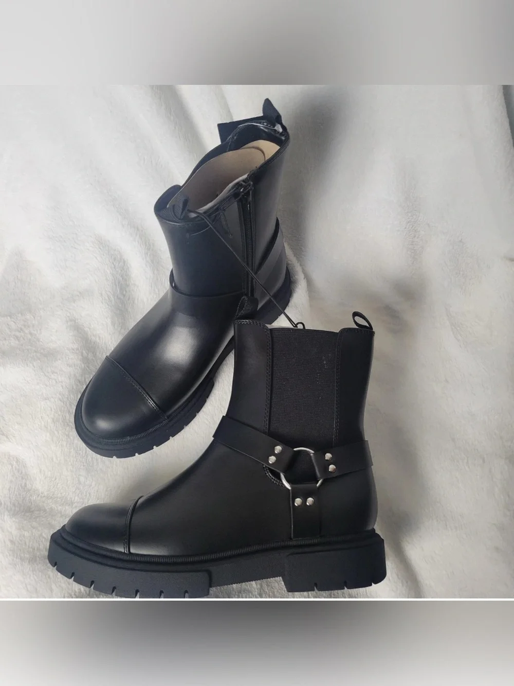 NWT-Kids1 Coachella style  Black Crosby Harness  Ankle boots, silver hardware